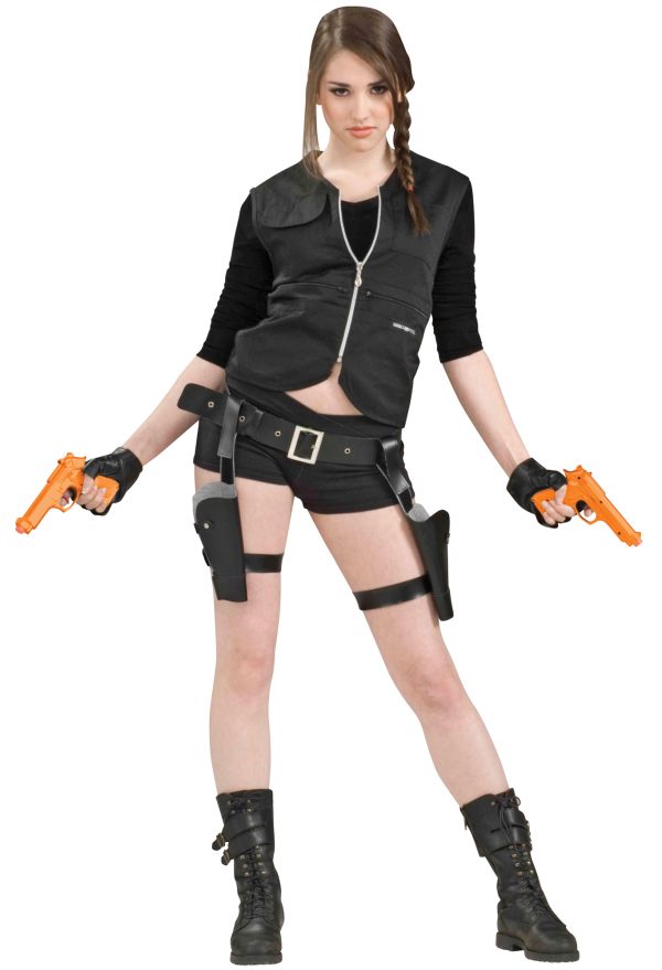 HOLSTER & GUNS HUNTRESS
